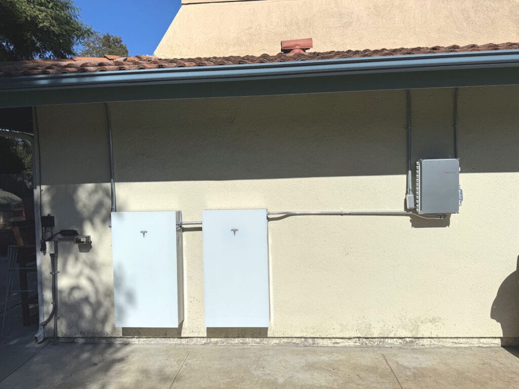 Ilum Solar battery installation